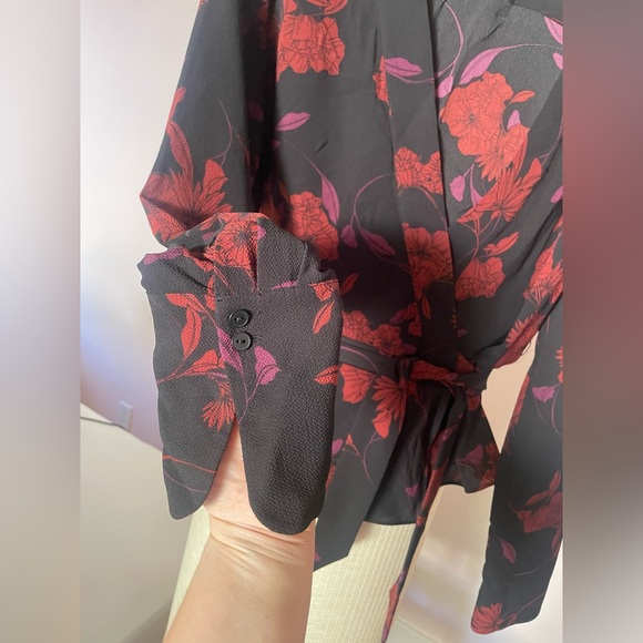 Chelsea28 - Wrap Long-Sleeve Blouse - M - Picture 5 of 5